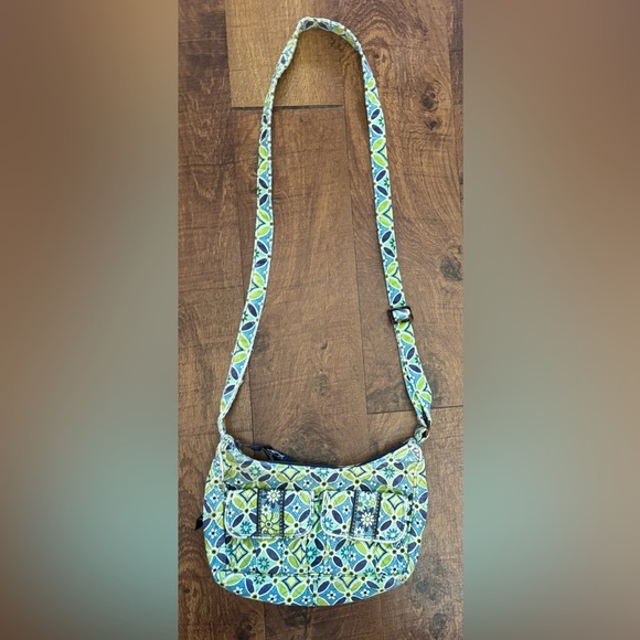 Vera Bradley libby bag in daisy daisy crossbody purse - Picture 1 of 15